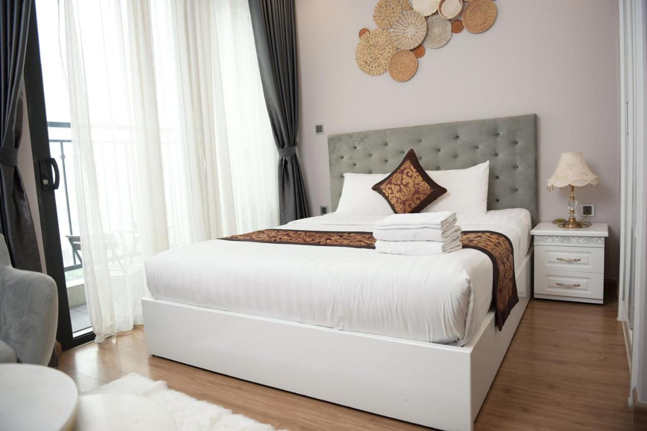 Rosee House -Luxury Apartment In Vinhomes Greenbay ハノイ市 エクステリア 写真