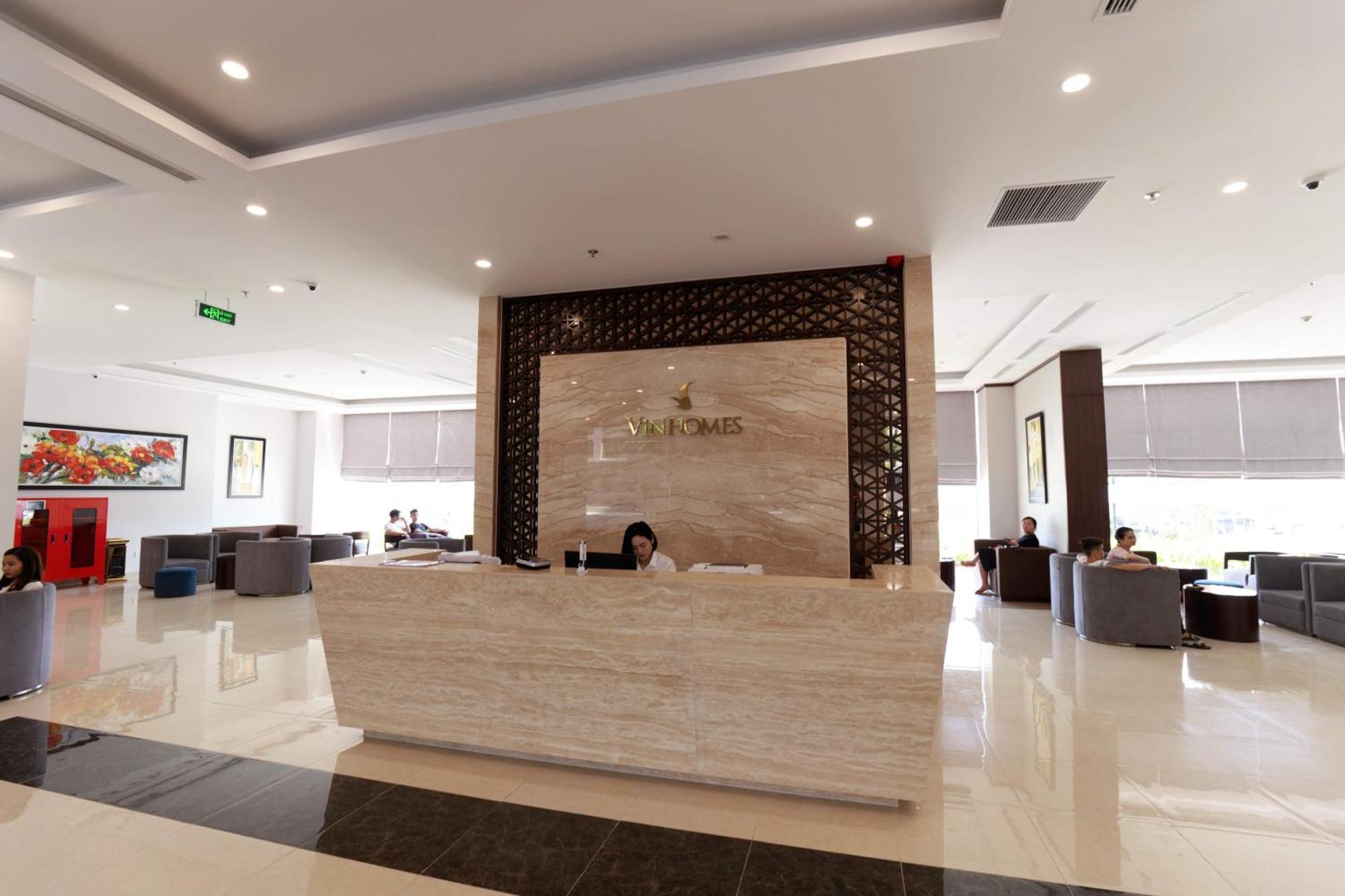 Rosee House -Luxury Apartment In Vinhomes Greenbay ハノイ市 エクステリア 写真